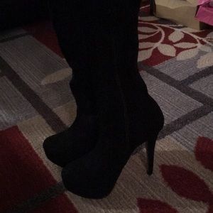 Thigh high boots NWT